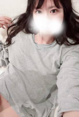 えなこ 25歳