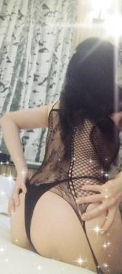 ラウラ 45歳