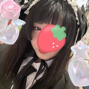 三島れいか 25歳