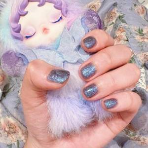 三島れいか 25歳