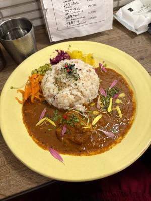 三島れいか 25歳