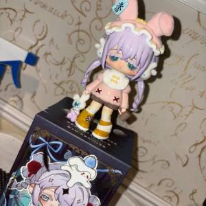 三島れいか 25歳