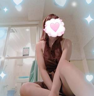 月下かんな 25歳