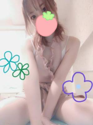 月下かんな 25歳