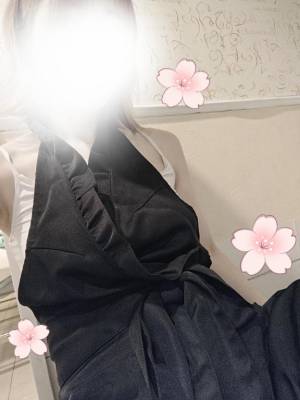 月下かんな 25歳