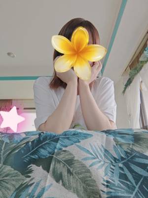 月下かんな 25歳
