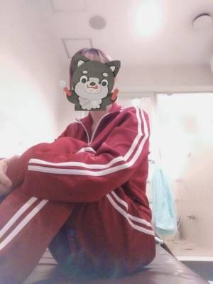 月下かんな 25歳