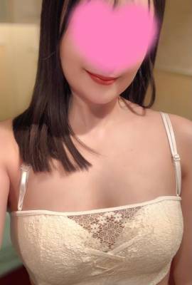 唯川あかね 34歳