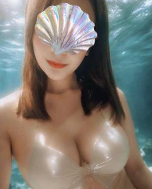 唯川あかね 34歳