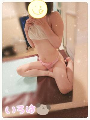 神崎いろは 28歳