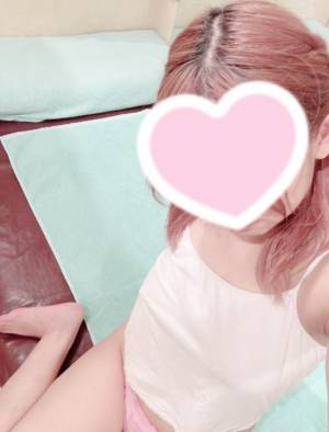 葉月えま 32歳
