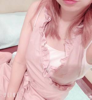 葉月えま 32歳