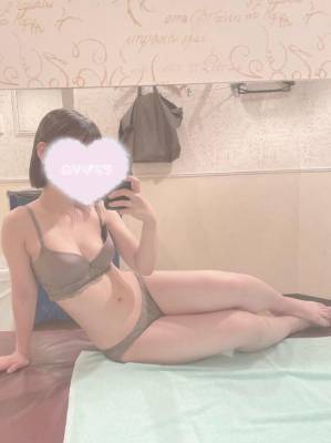 福原ゆず 23歳