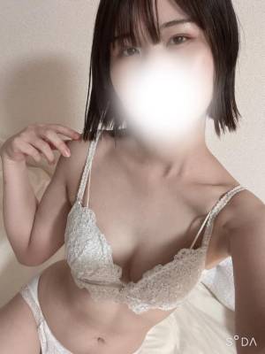 福原ゆず 23歳