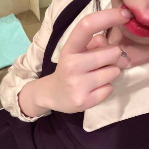 深月宵 24歳