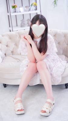 深月宵 24歳