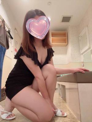 雪村ましろ 32歳