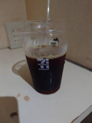 えり 24歳