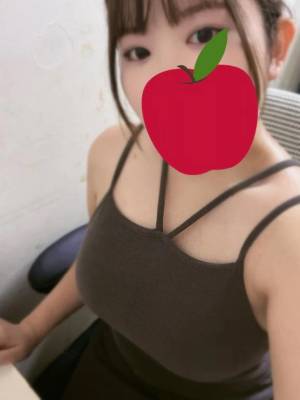 ねる 24歳