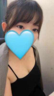 ねる 24歳