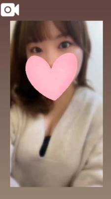 ねる 24歳
