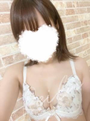 れいら 22歳