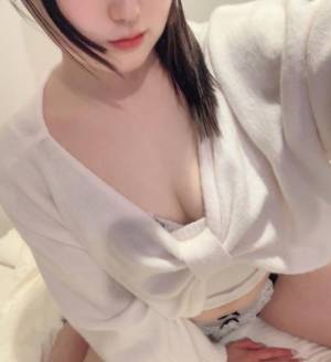 せな 18歳