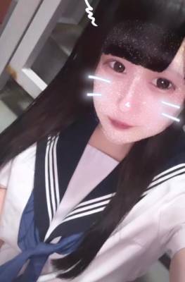 せな 18歳