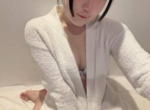 せな 18歳