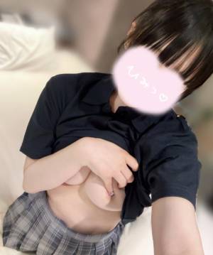 せな 18歳