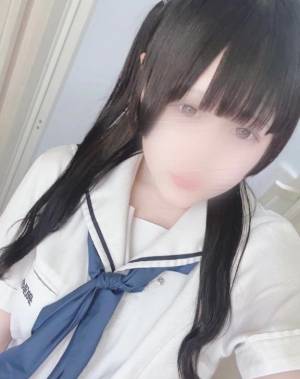 せな 18歳