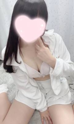 せな 18歳