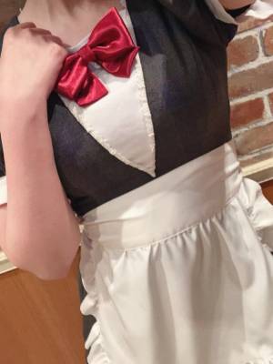 森本　ゆい 27歳