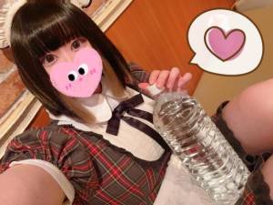 遠山　にいな 25歳