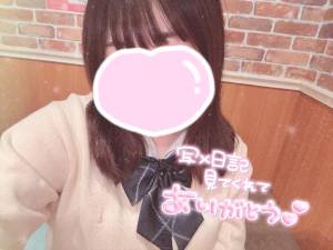 白雪　もも 22歳