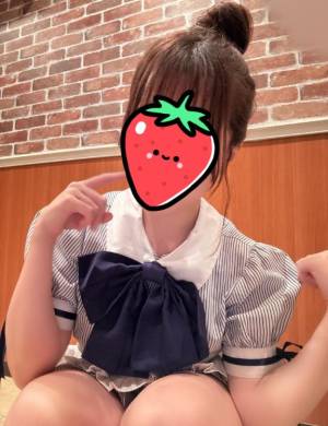 星川　さな 24歳