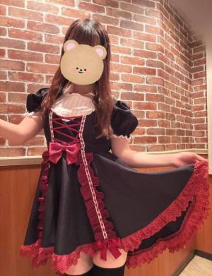 星川　さな 24歳