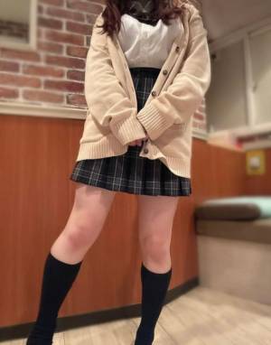 星川 さな 24歳
