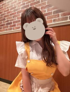 星川　さな 24歳