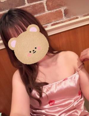 星川　さな 24歳