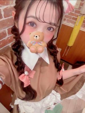 若宮　めい 23歳