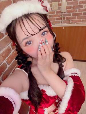 若宮　めい 23歳