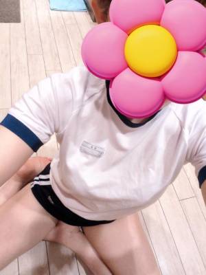 月野るな 27歳