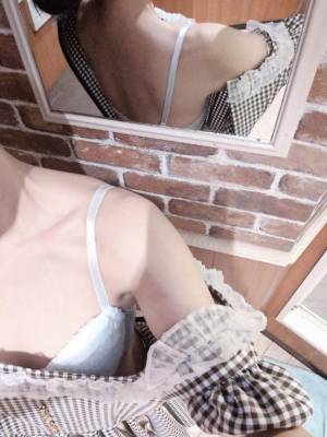 月野るな 27歳