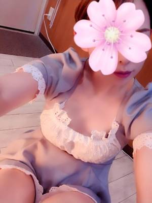 月野るな 27歳