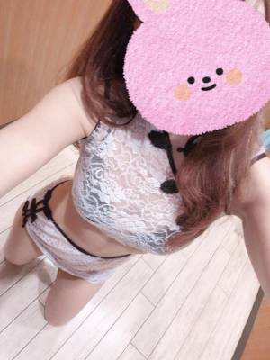 月野るな 27歳