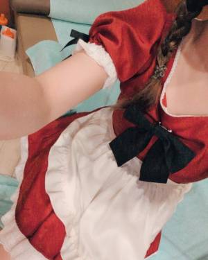 月野るな 27歳
