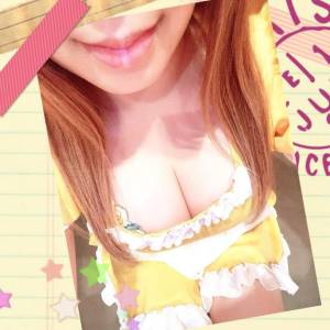 香坂もみじ 25歳