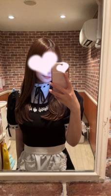 桃瀬　みお 23歳
