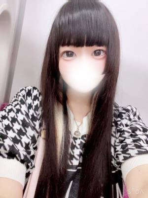 朝比奈　ねる 23歳